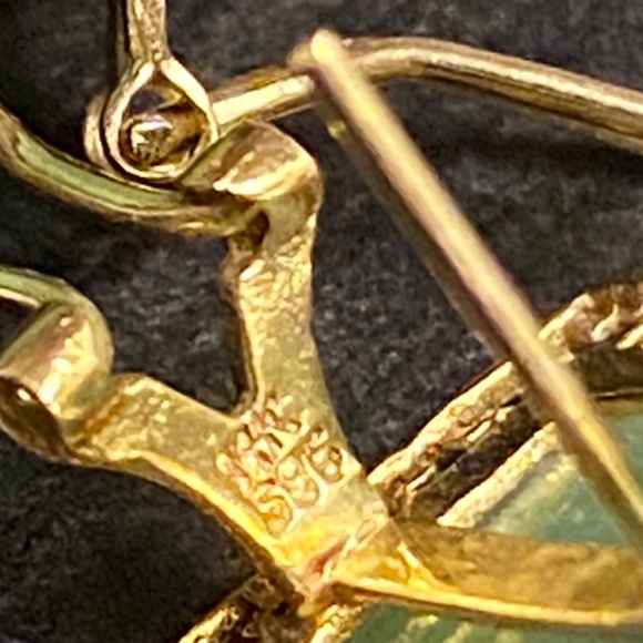 Vintage Jade 14K Solid Gold Earrings - Picture 7 of 8